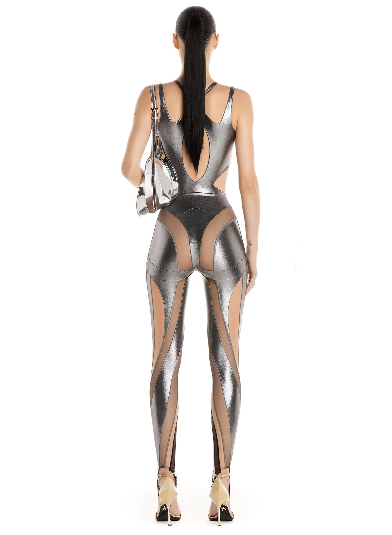 Crossed one-piece