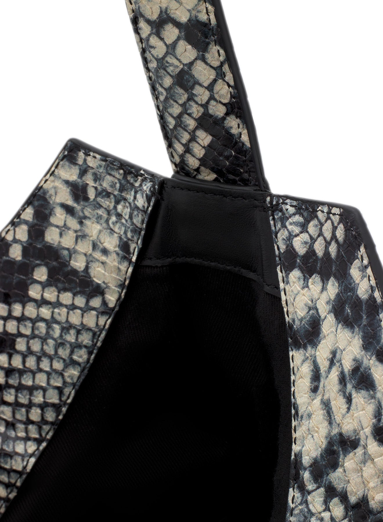 Small snake spiral curve 02 bag