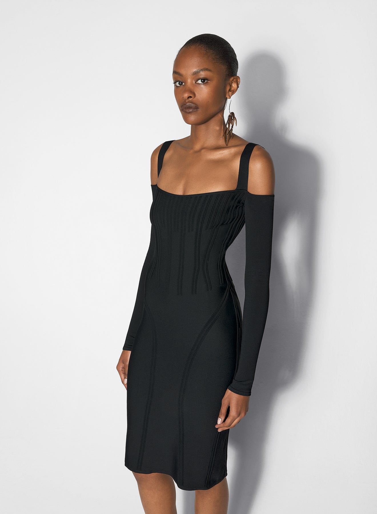 black boning detail knit dress