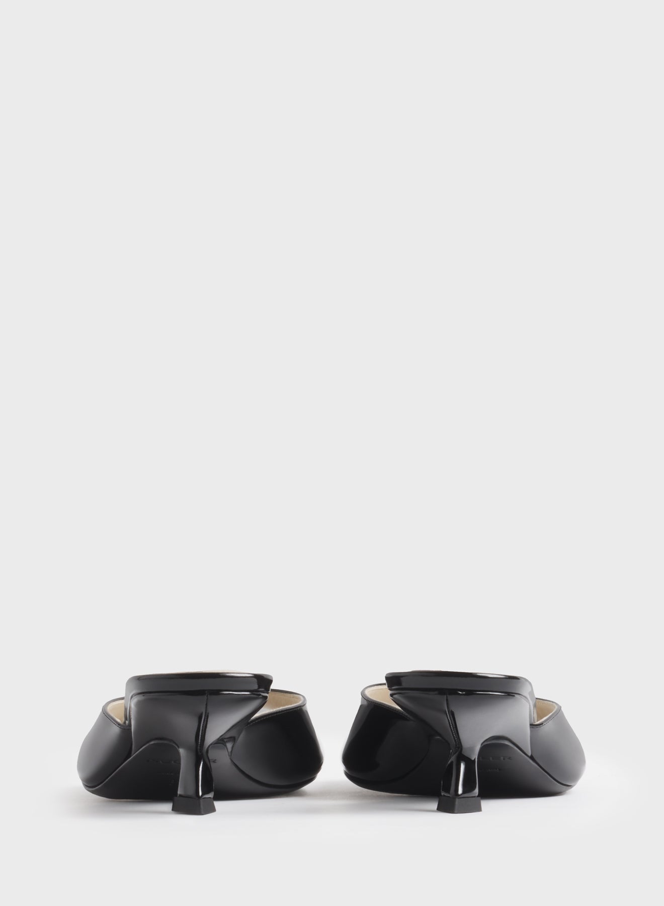 Black peep-toe mules 45
