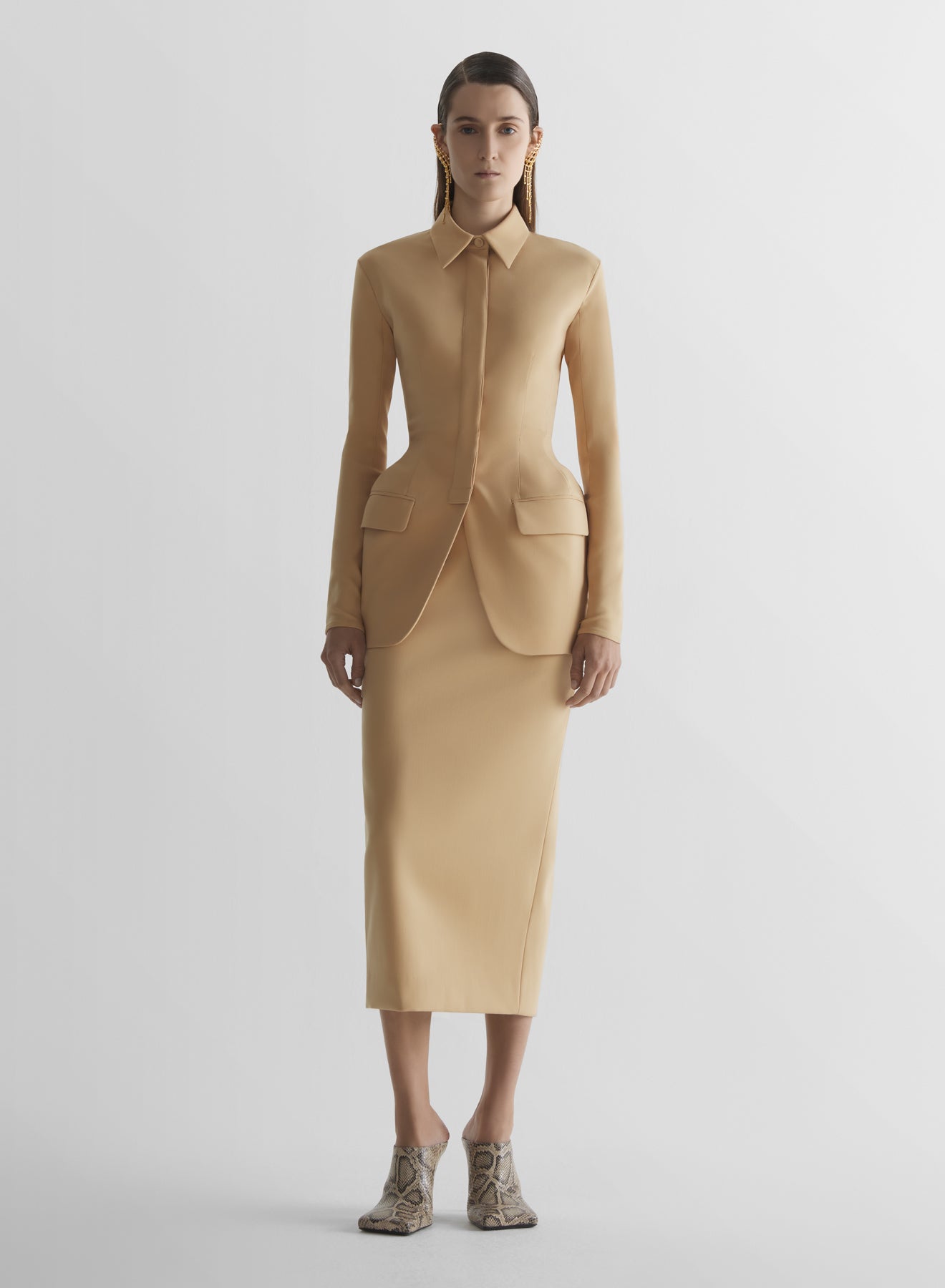 Hourglass shirt jacket