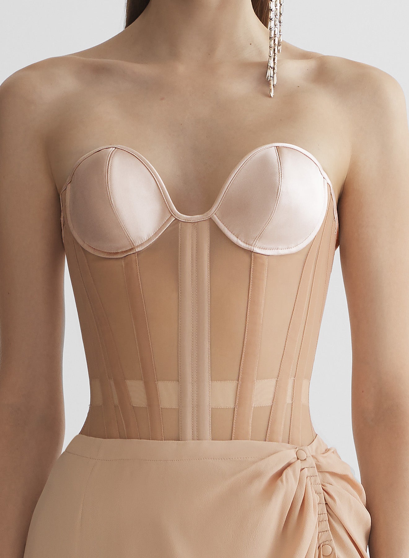 re/edit cirque d’hiver bustier