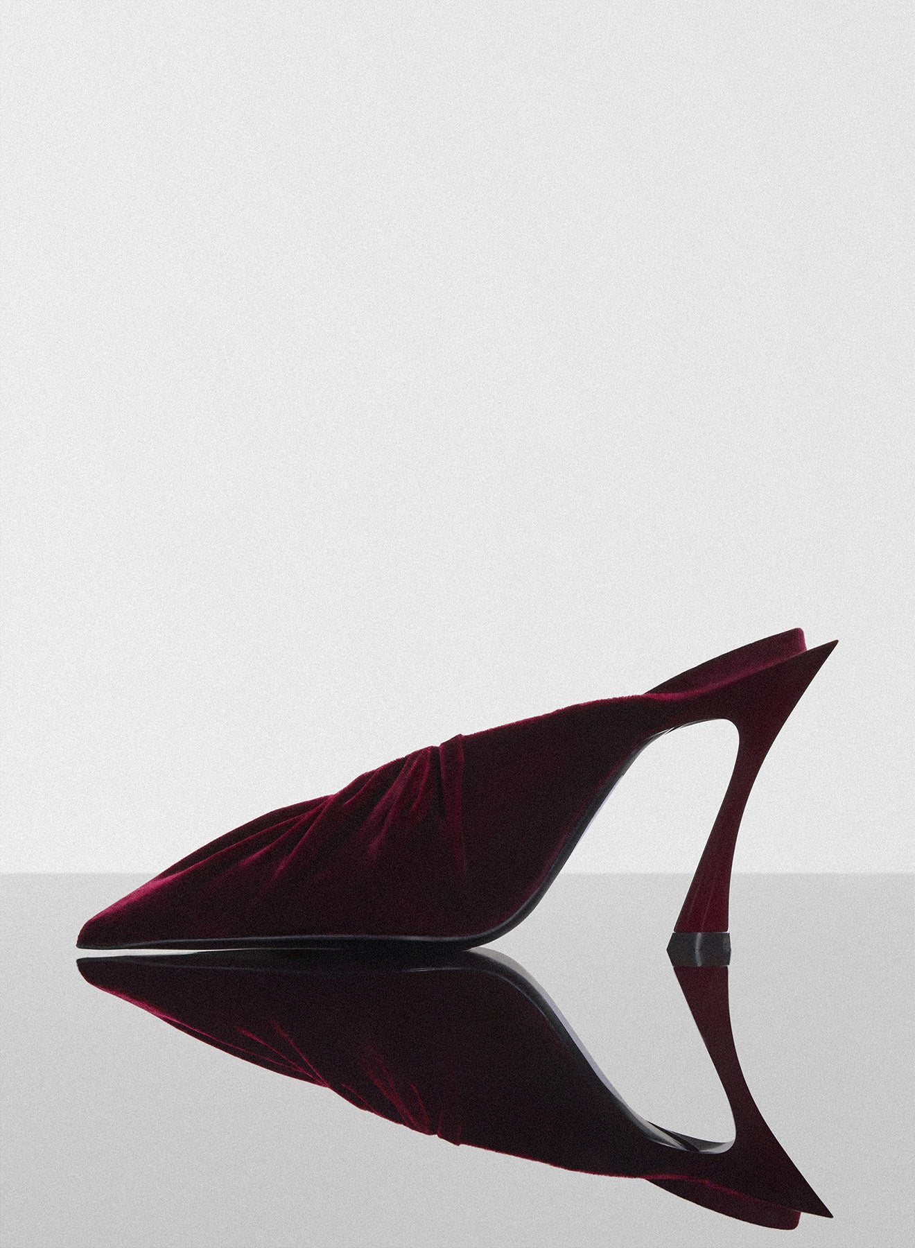 burgundy draped Fang 95 mules