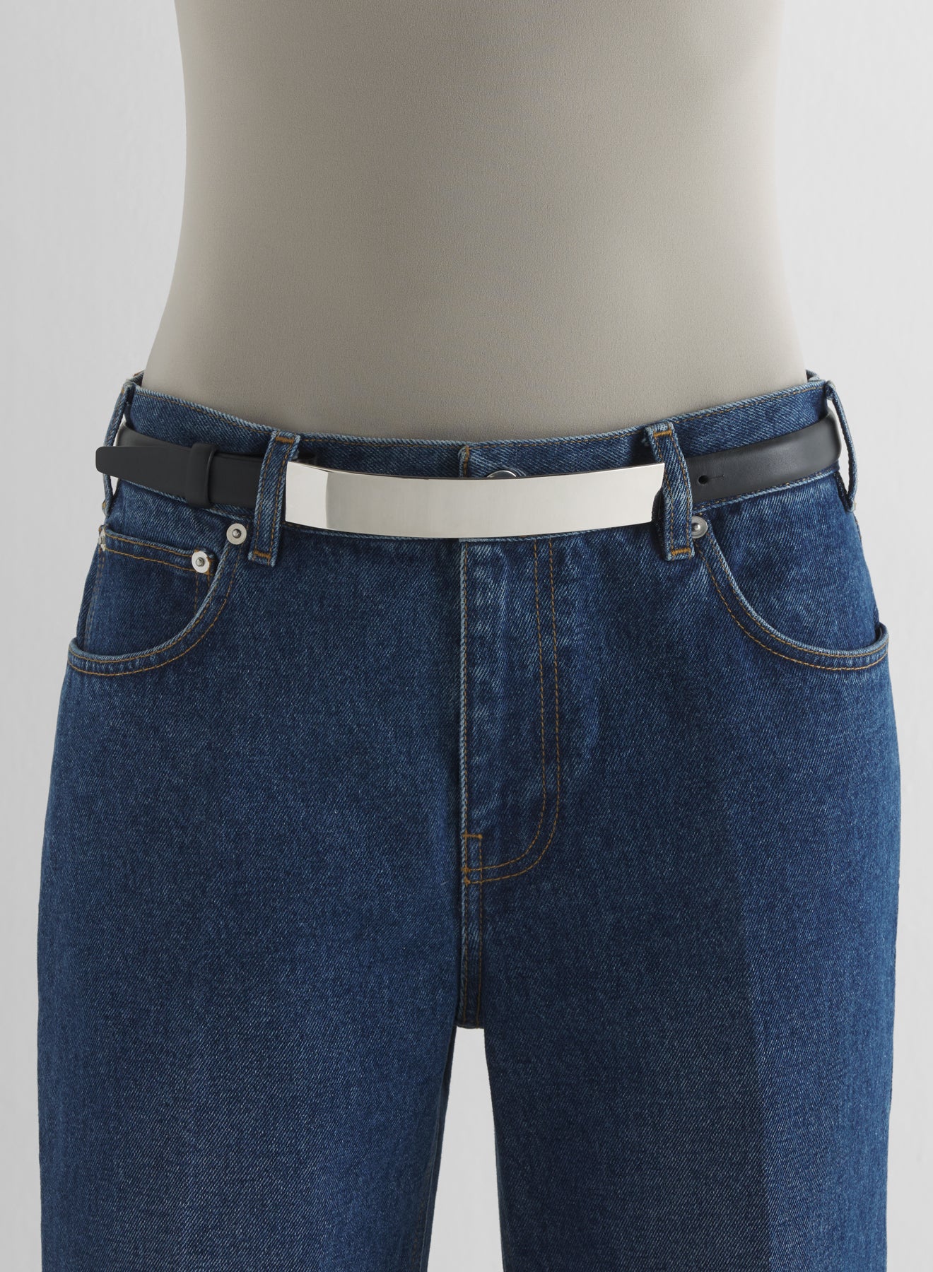 silver arched rectangle buckle belt