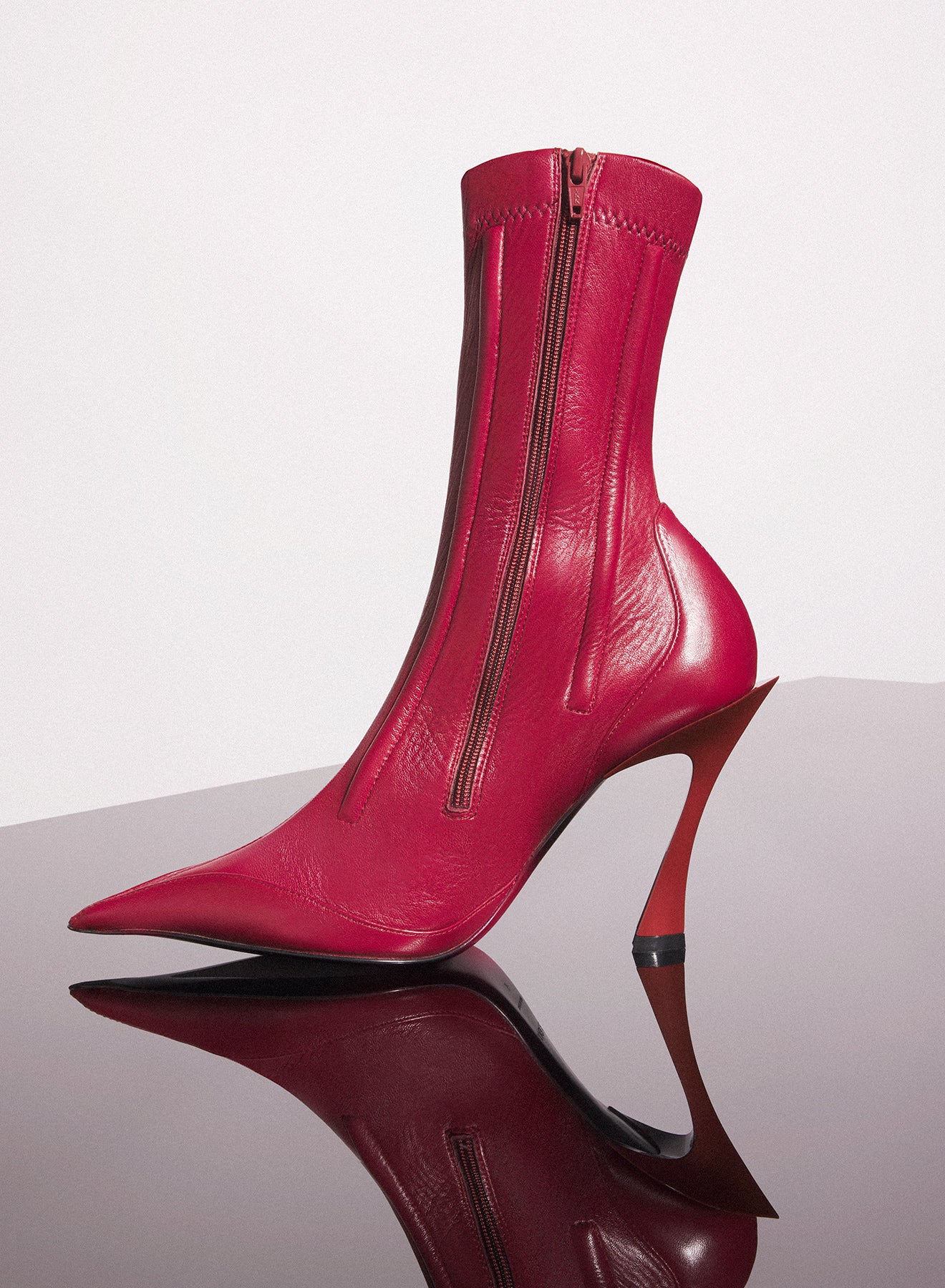 red boned leather fang 95 ankle boots