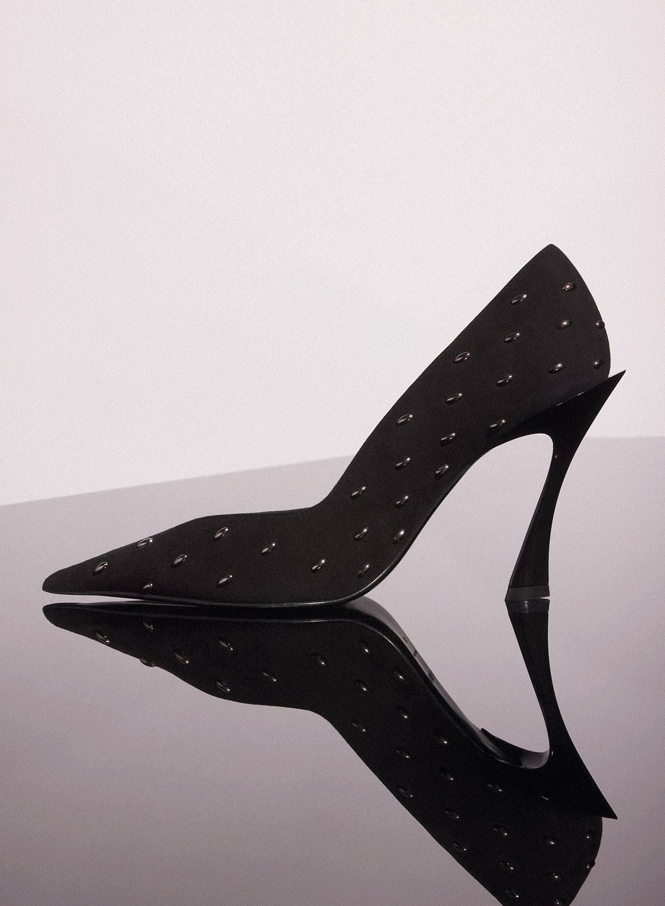 black embellished leather fang 95 pump