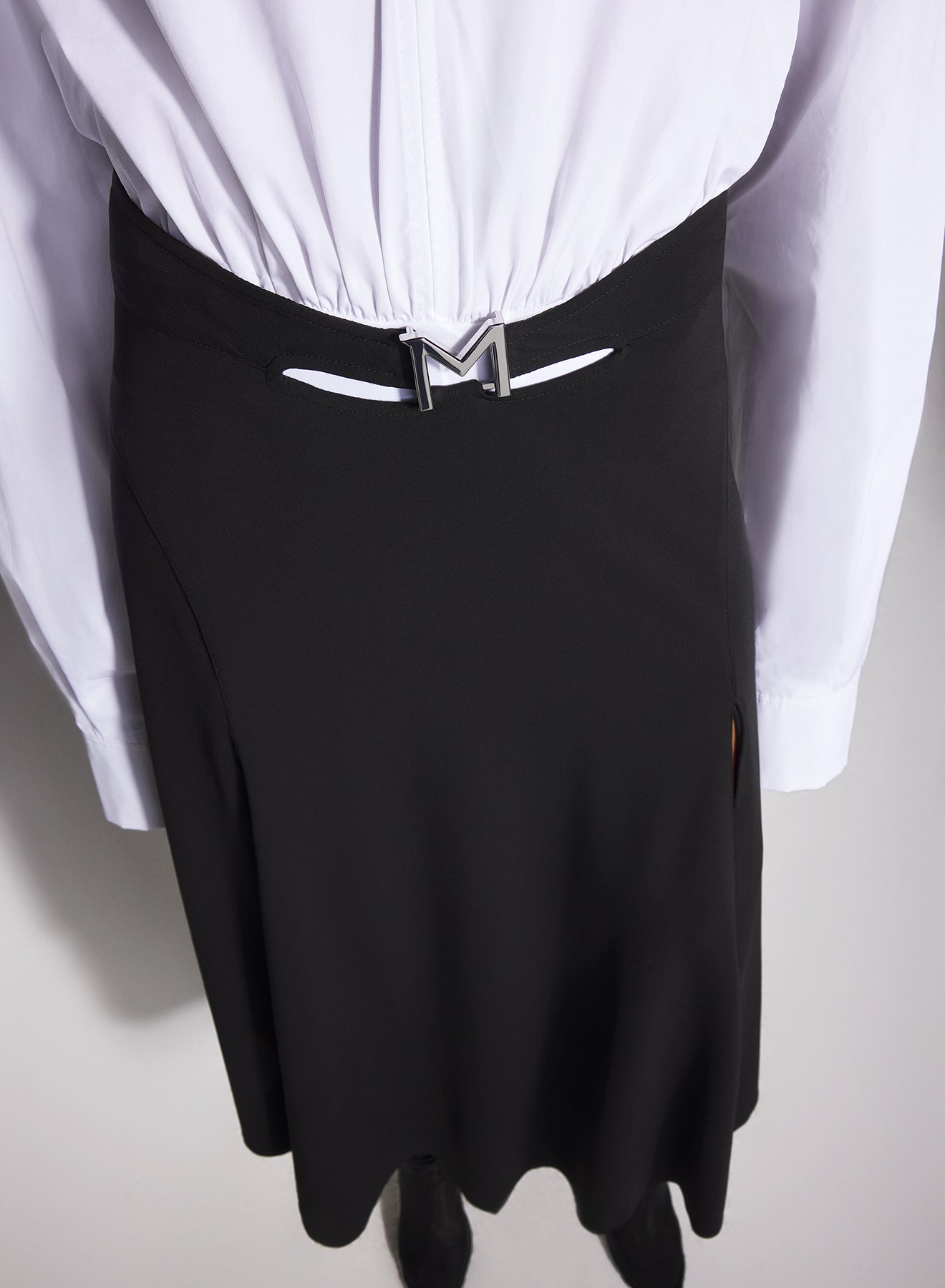 black m slitted skirt