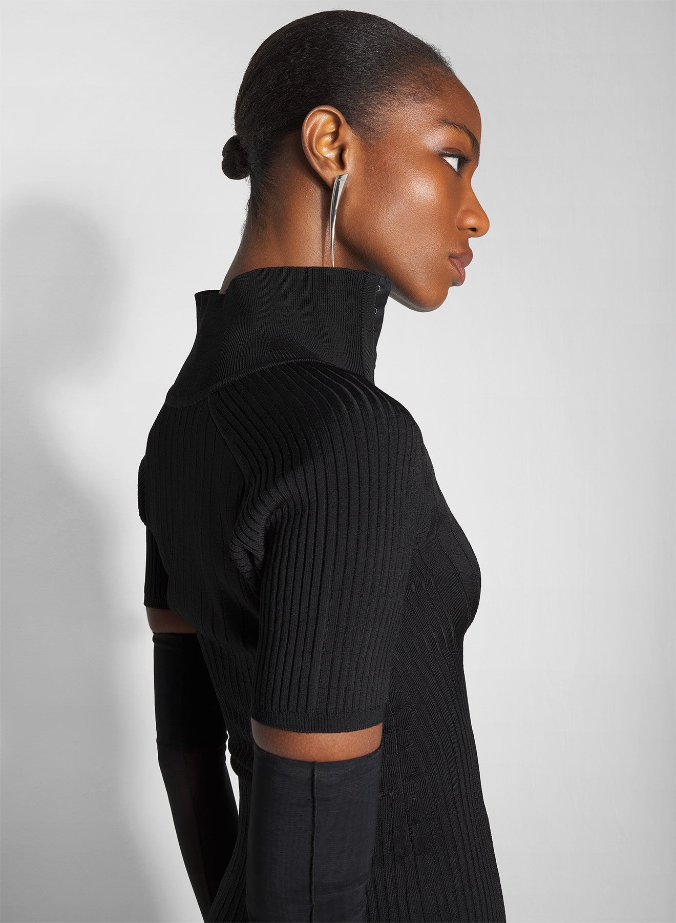 black hook-and-eye ribbed dress