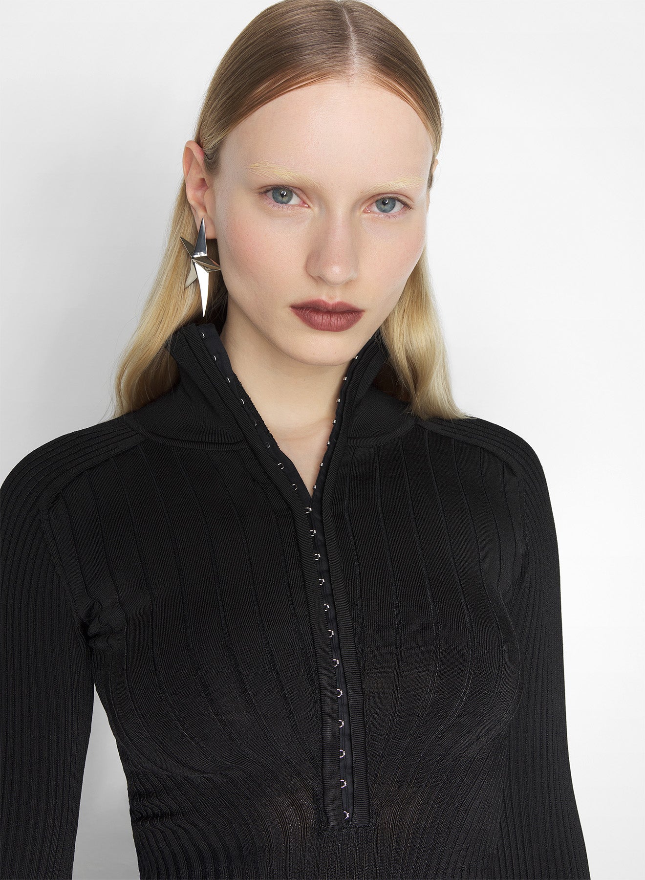 新品 ◇定価11.5万◼️MUGLER ミュグレー プルオーバーファインニット Knitwear | MUGLER Official Website – Mugler