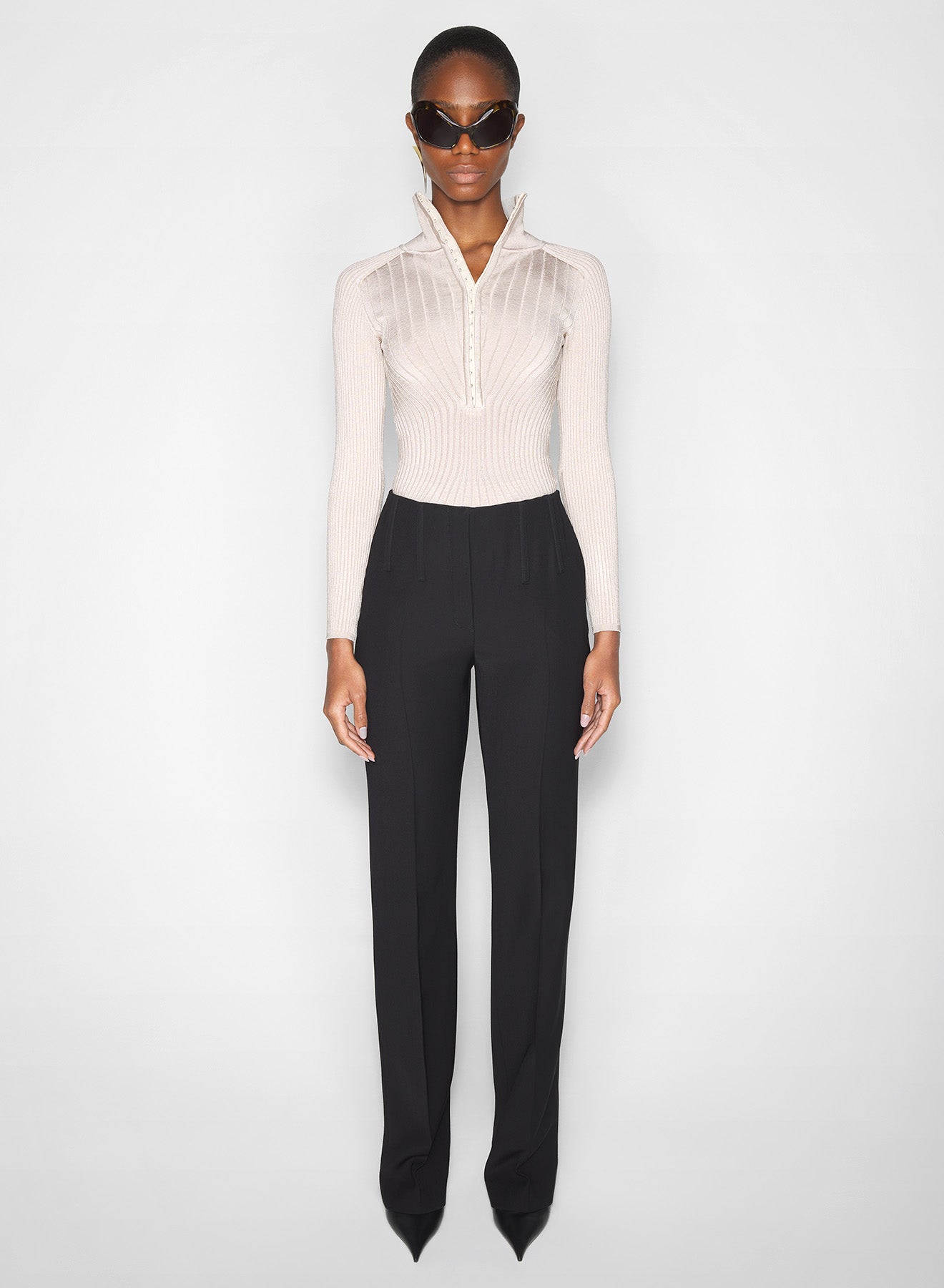 sand hook-and-eye ribbed top