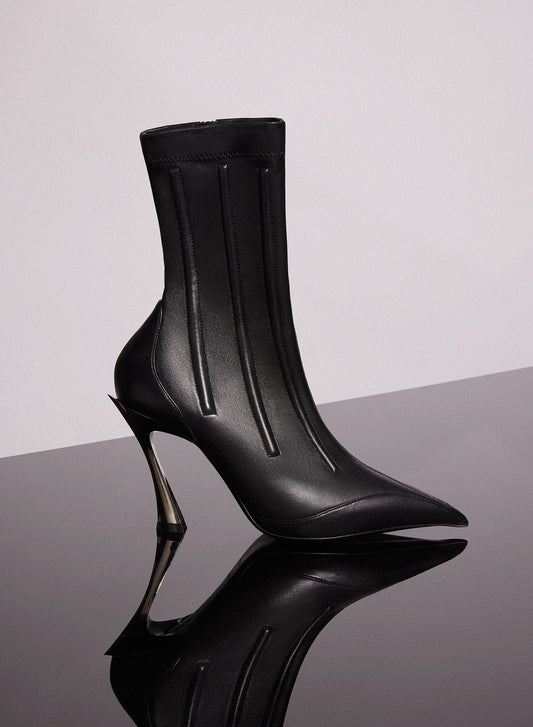 black boned leather fang 95 ankle boots