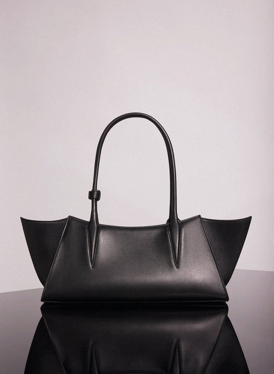 black smooth leather fang bag