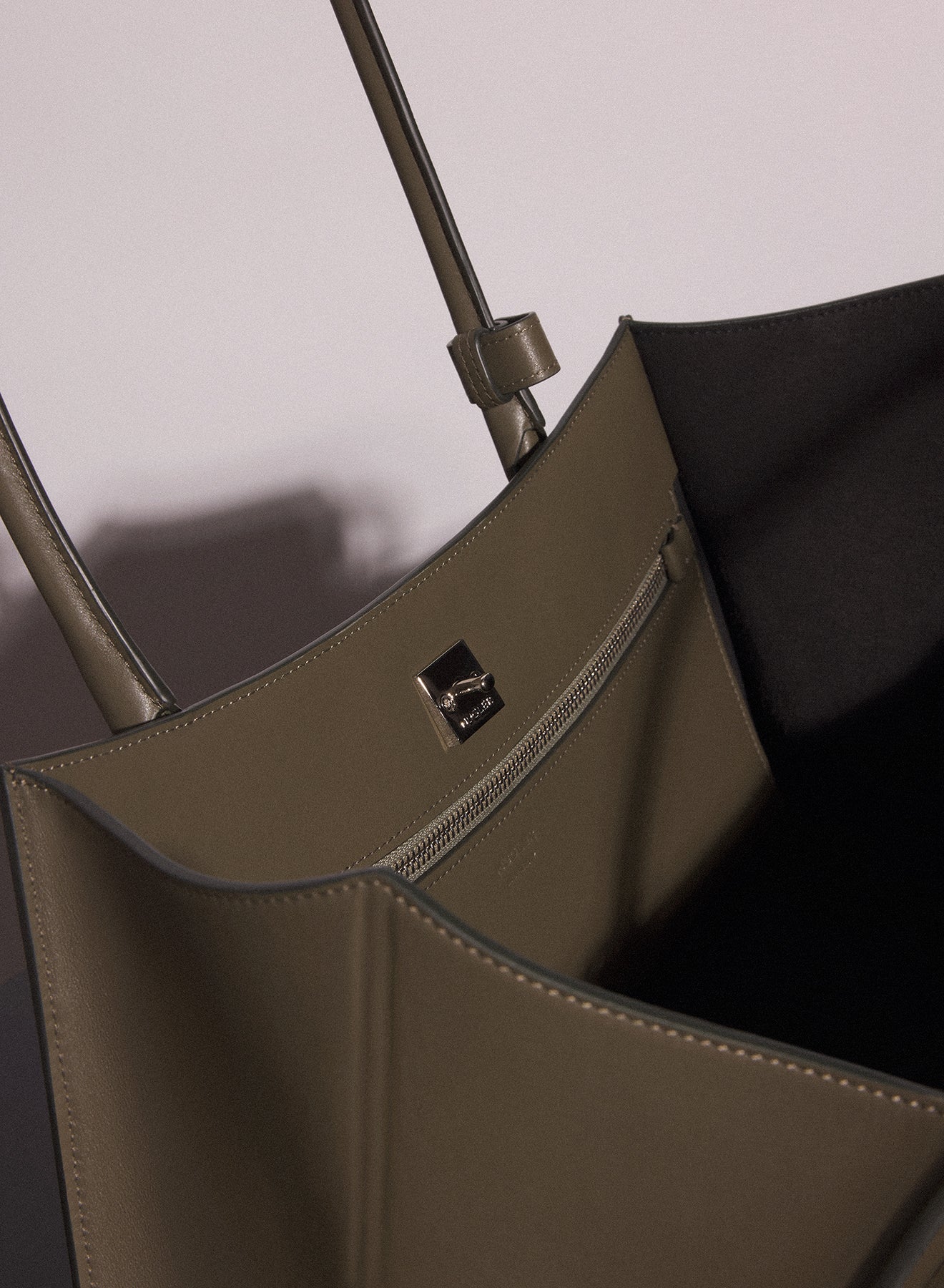 khaki smooth leather fang bag