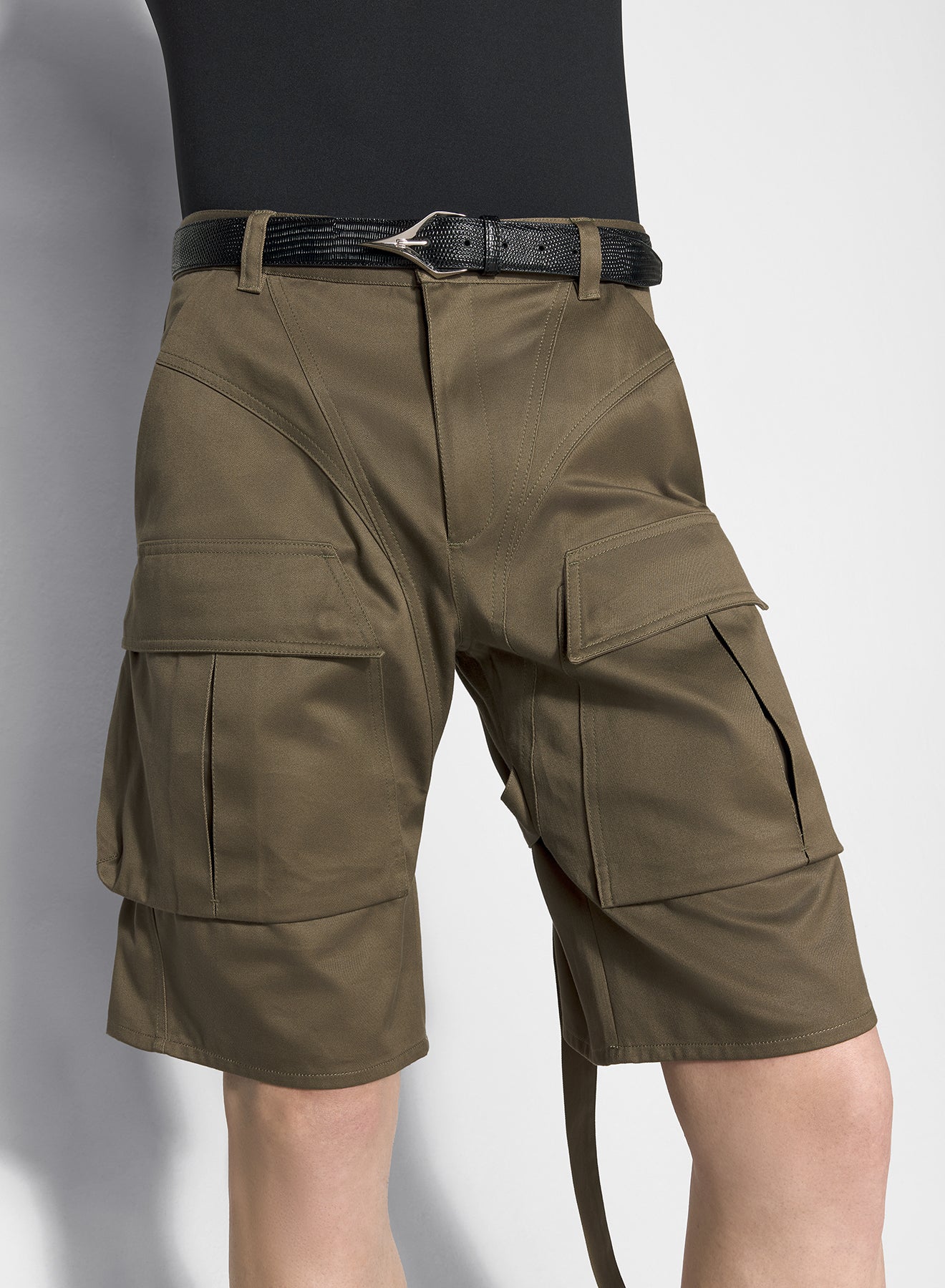 khaki cargo shorts