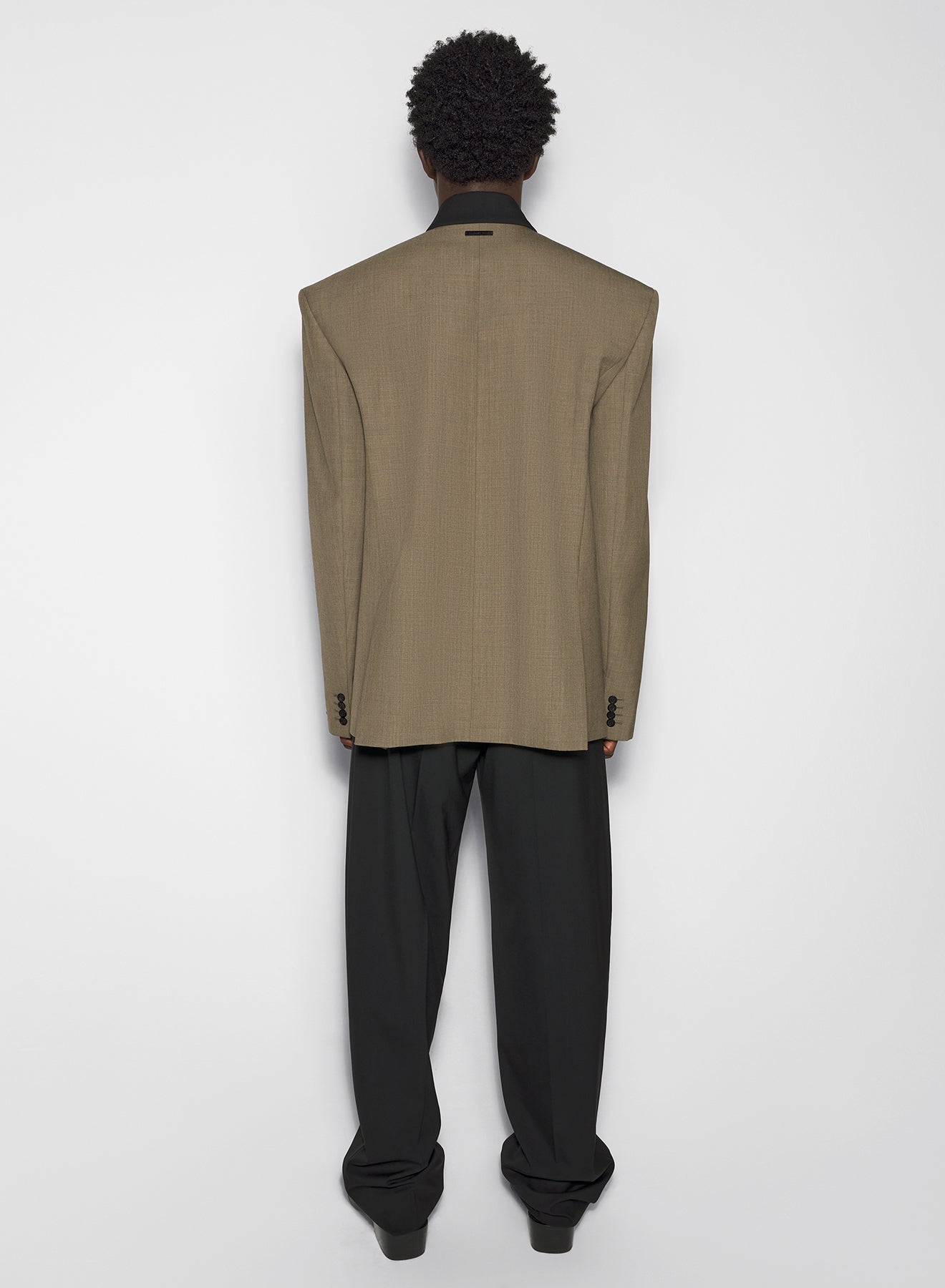 black contrasted collar khaki tailored jacket