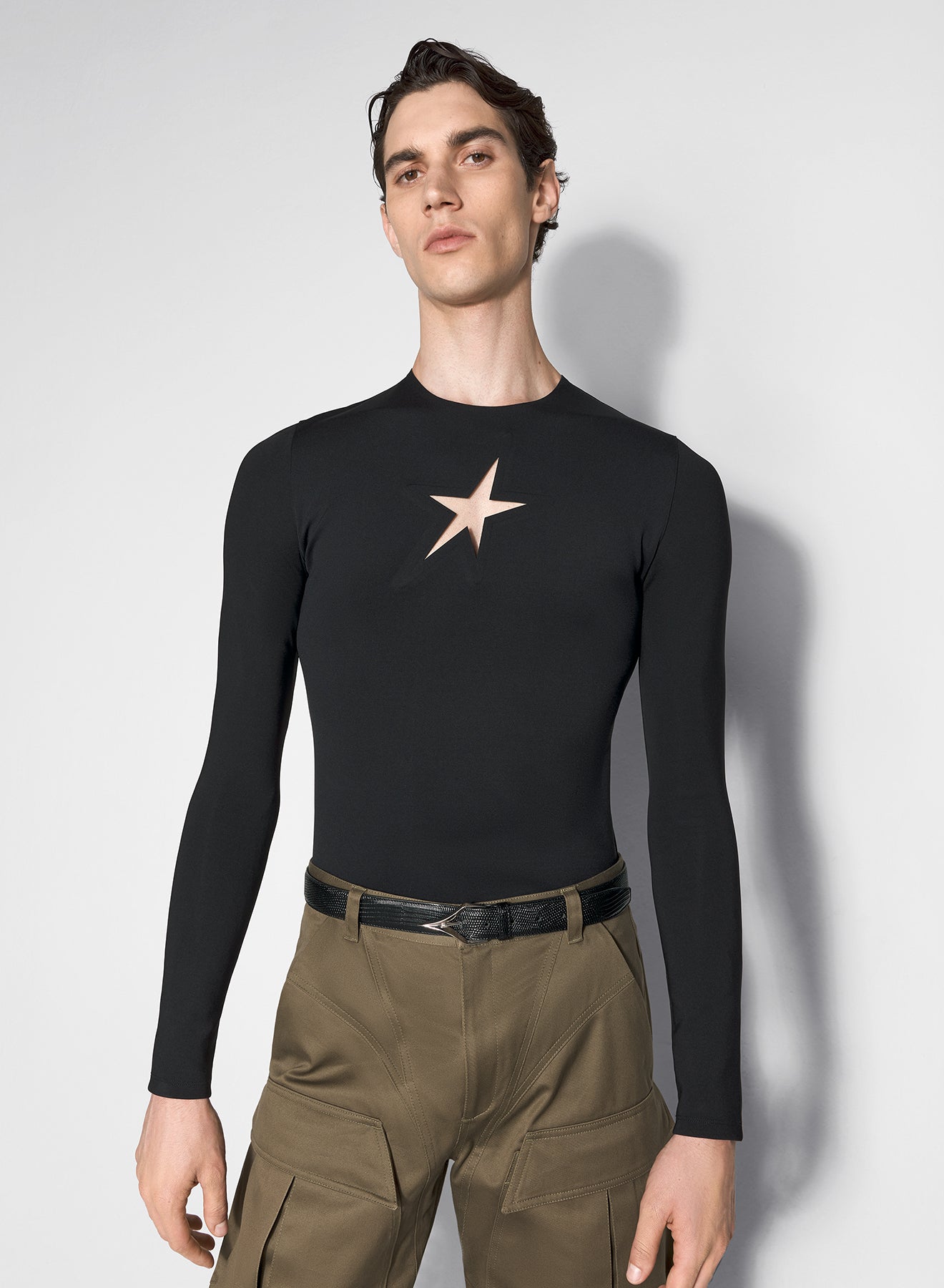 black star top