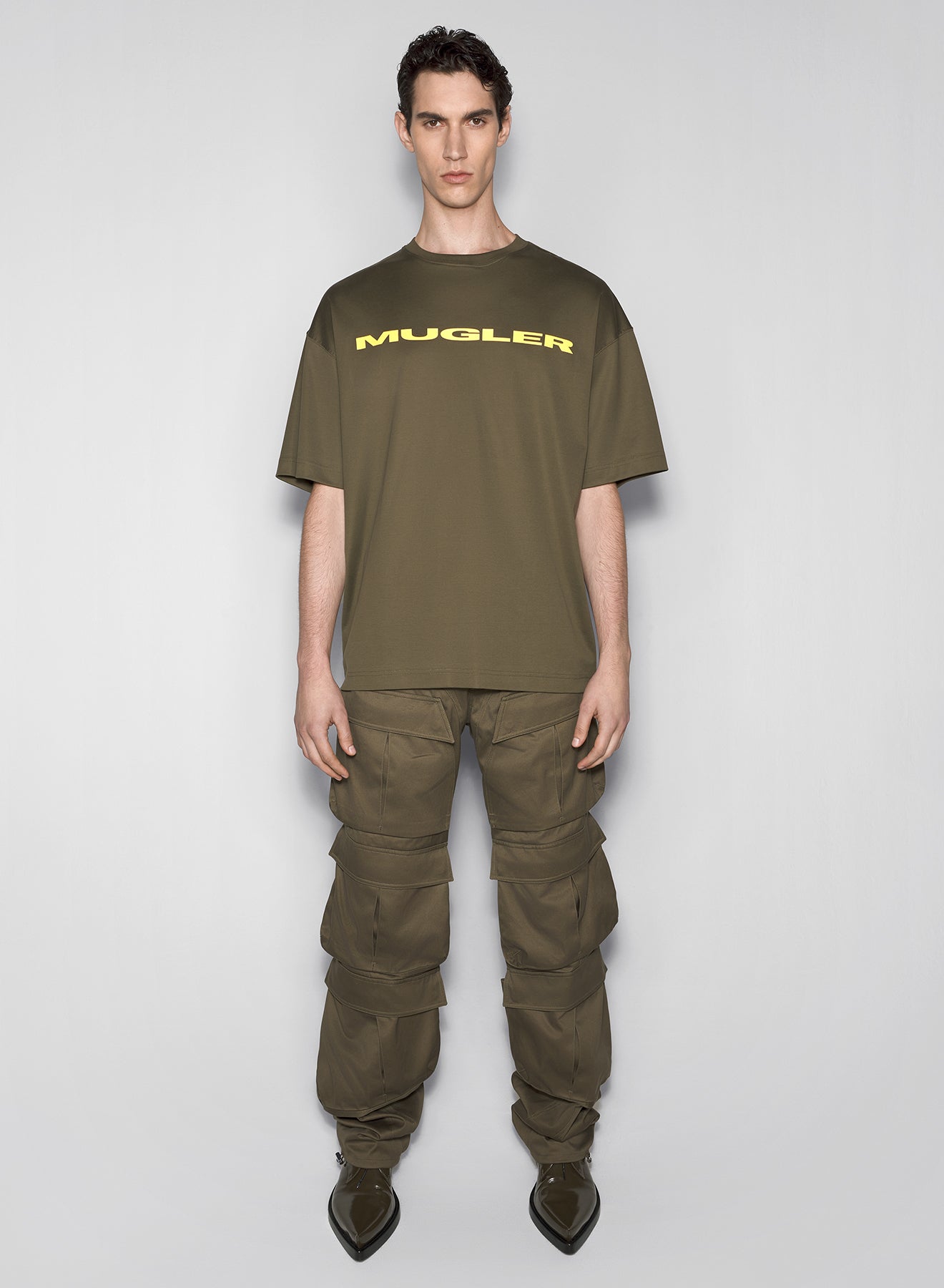 khaki mugler logo t-shirt