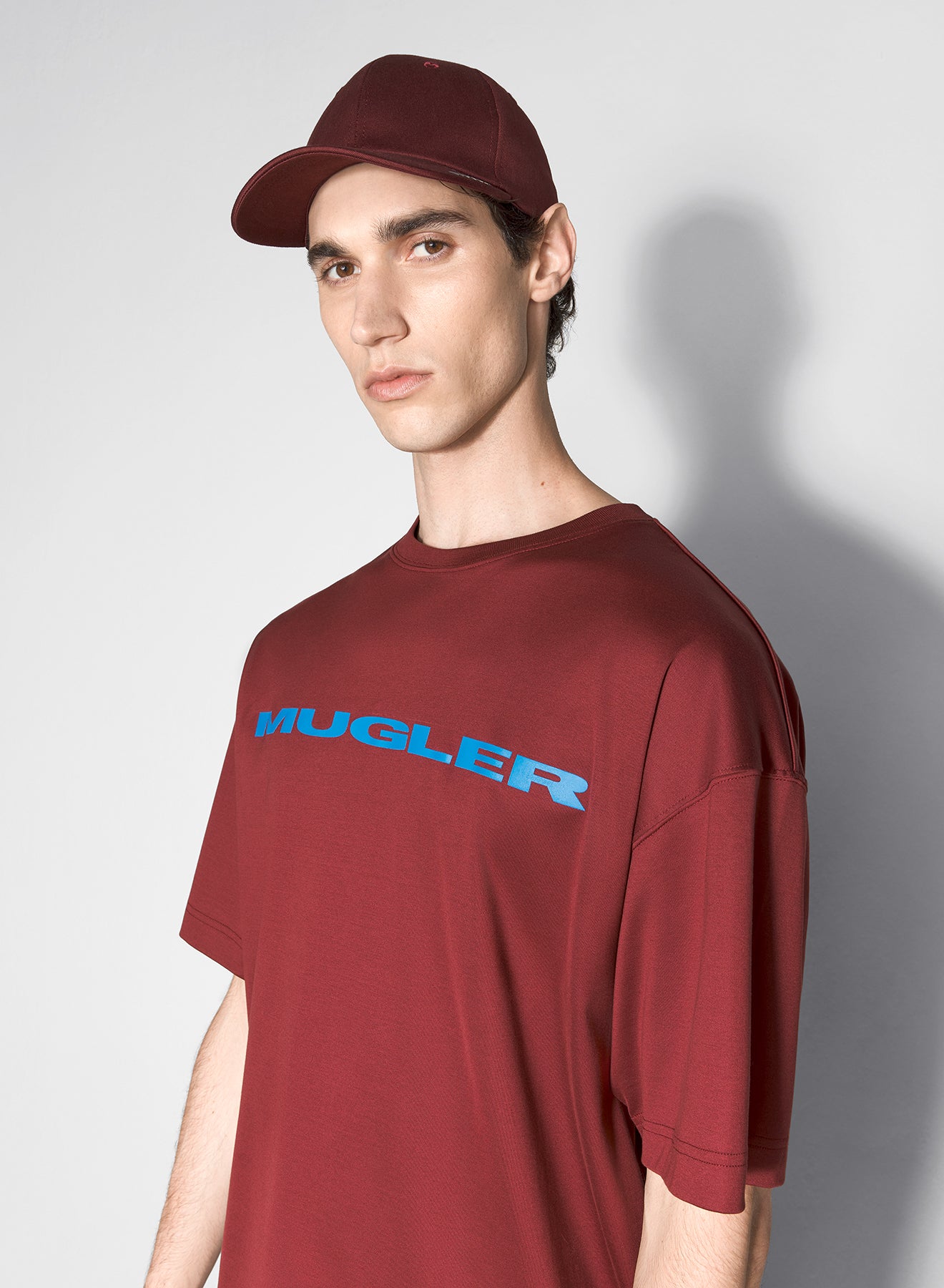 burgundy mugler logo t-shirt