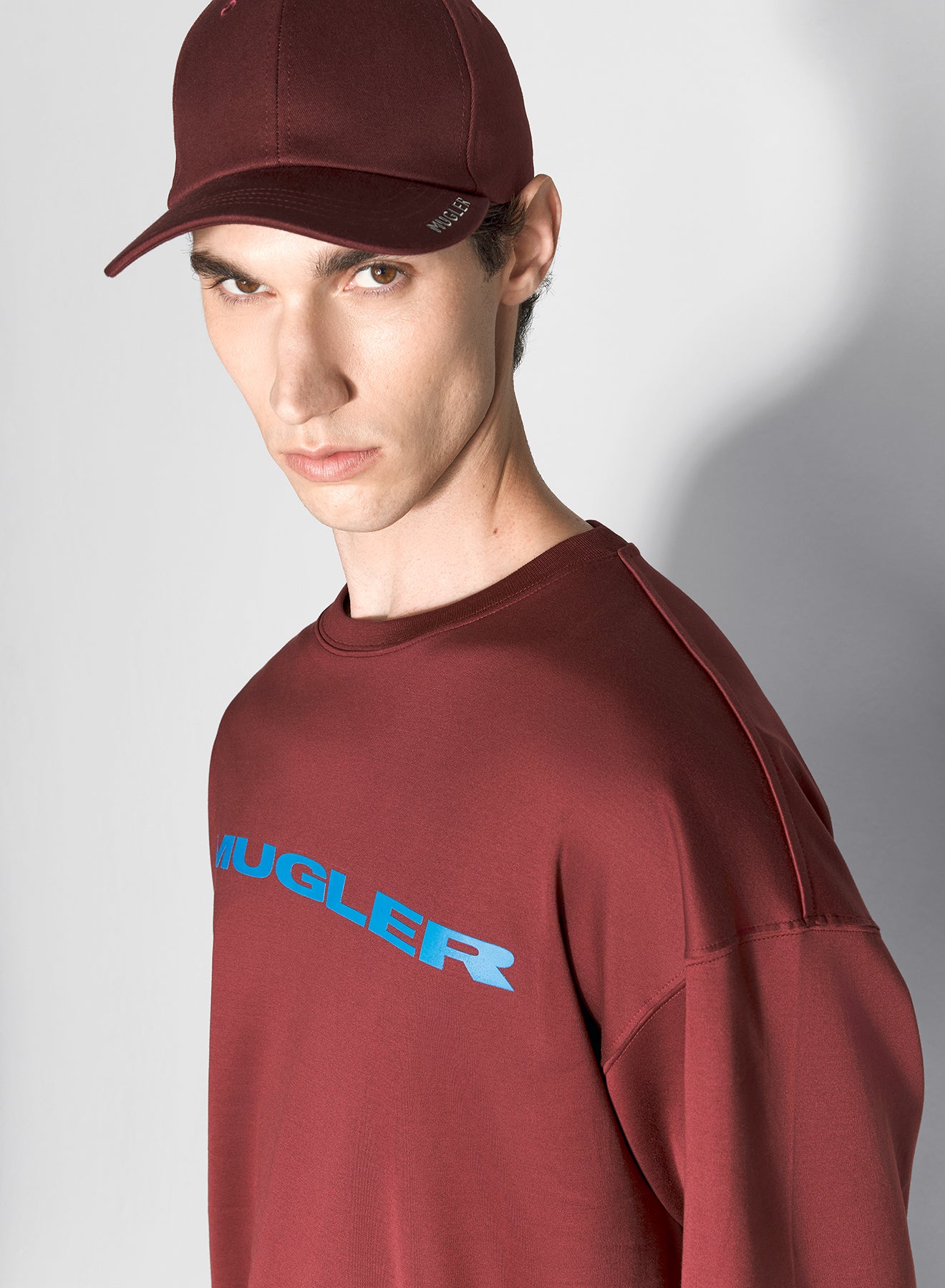 burgundy mugler logo t-shirt