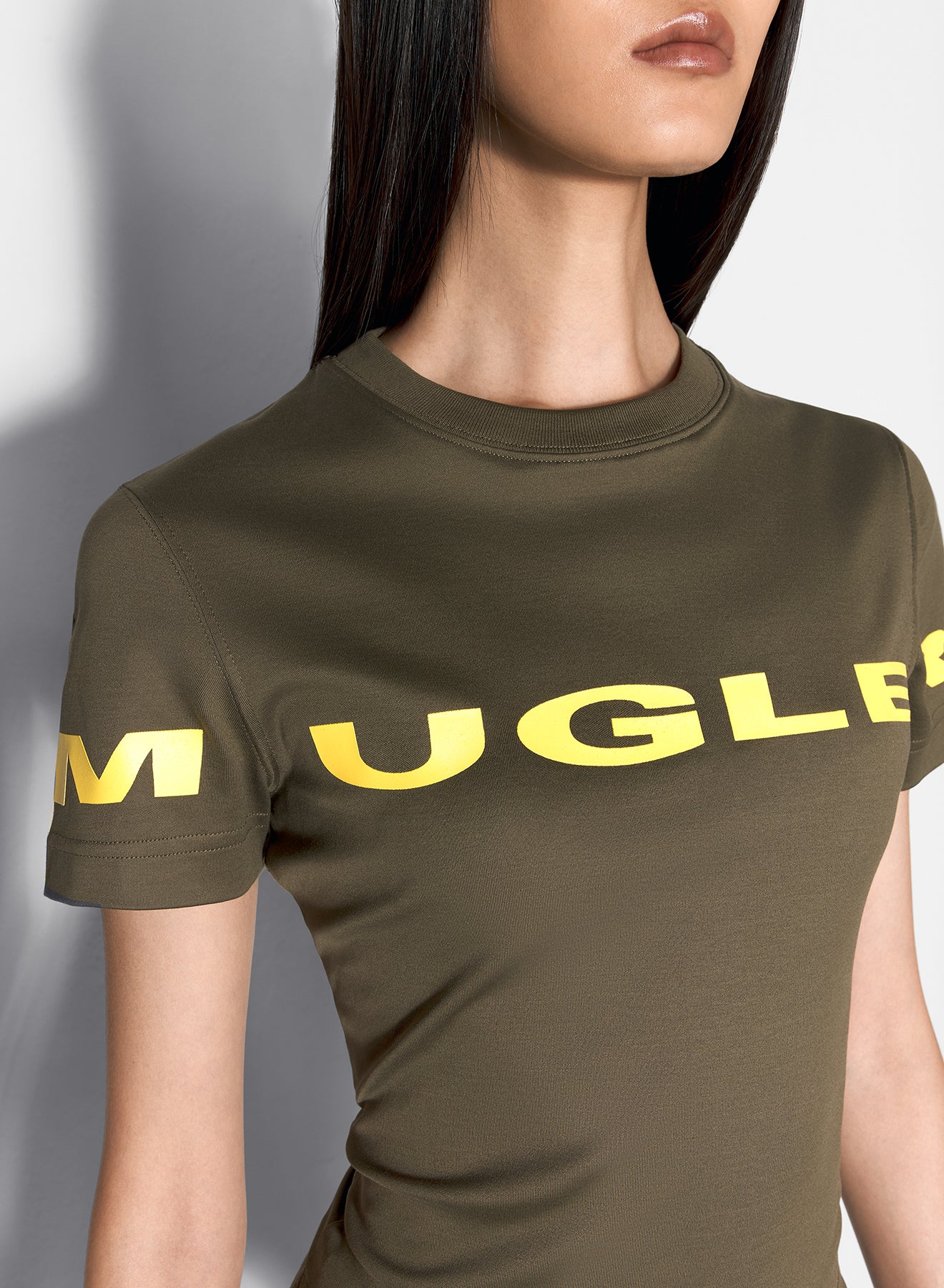 khaki mugler logo t-shirt