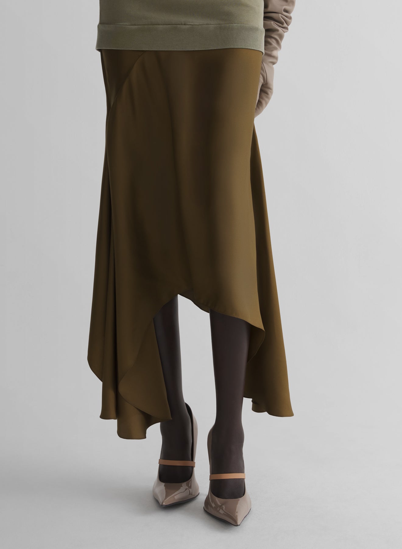 kaki asymetric fluid skirt