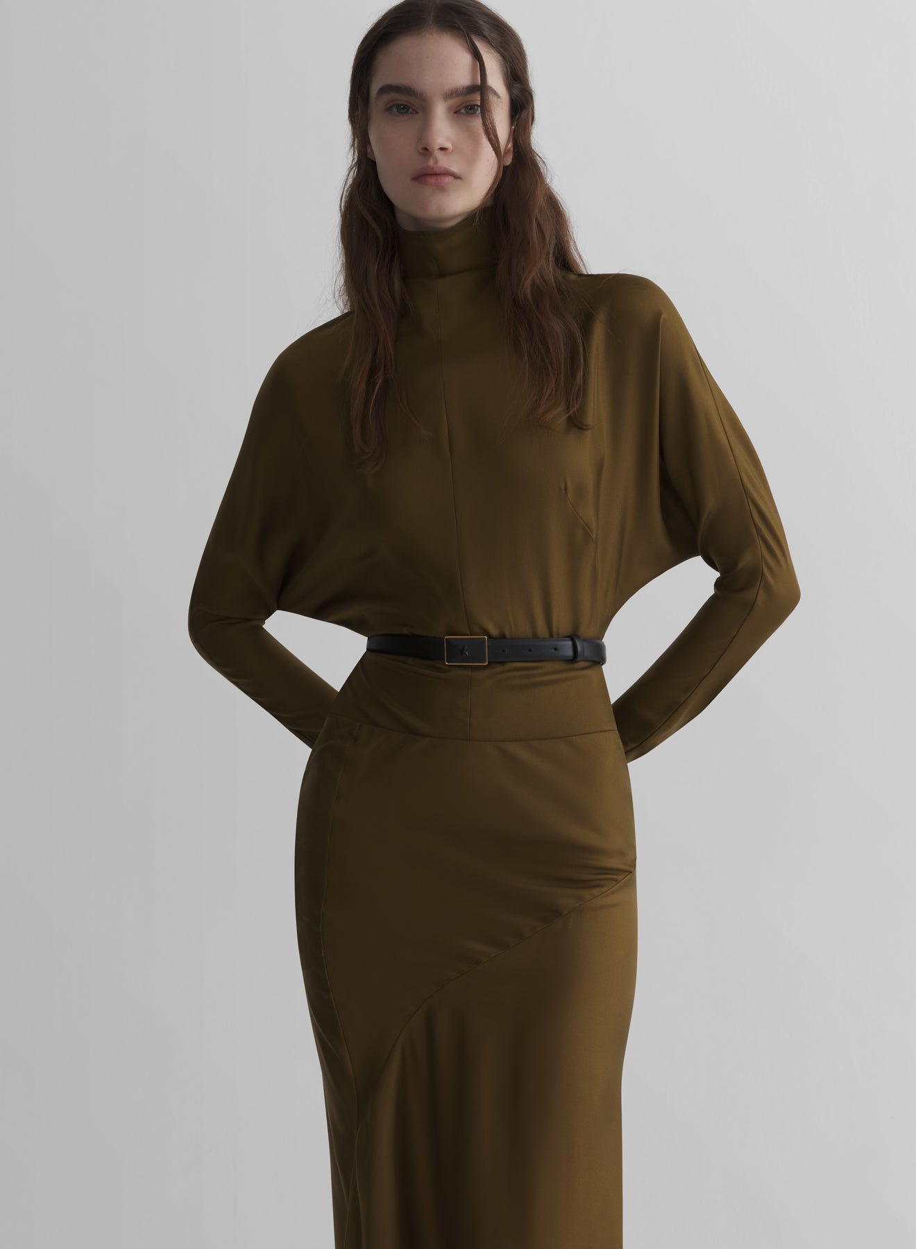 kaki bat sleeves top