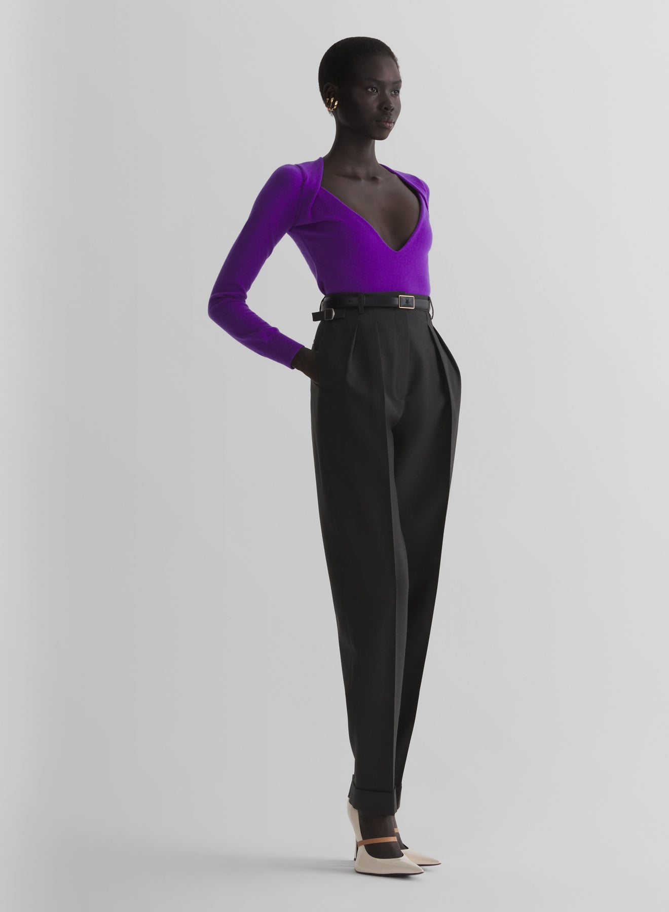 purple cashmere v-neck knit top