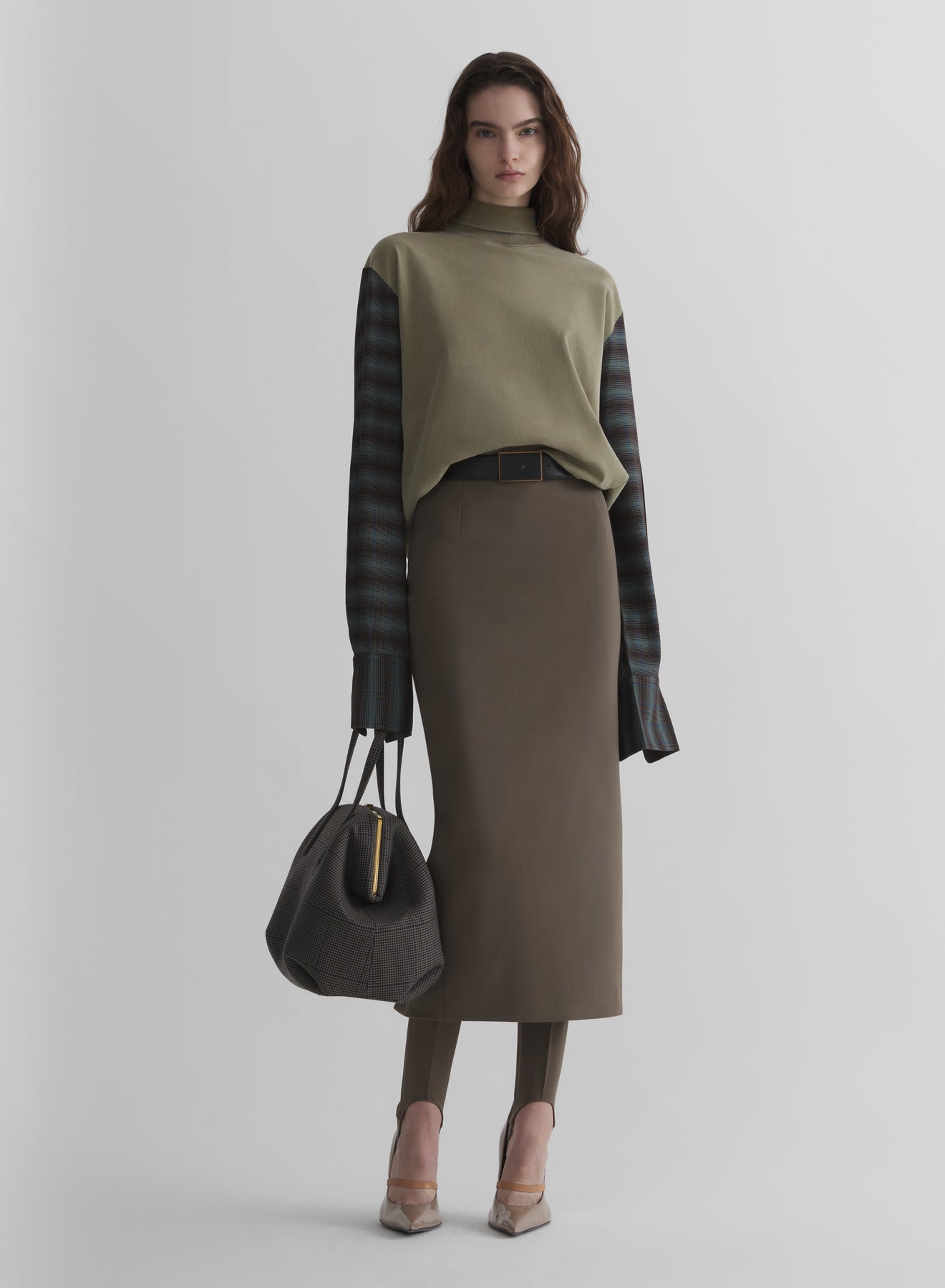 kaki shirt sleeves t-shirt