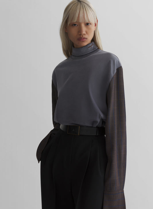 taupe shirt sleeves t-shirt