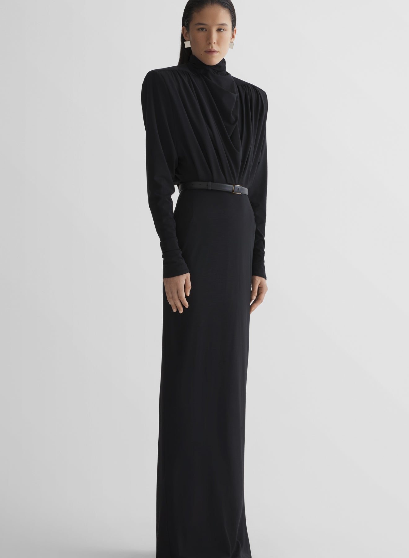 black column dress Nomad Lace Gown with Trumpet Train 4% Spandex Women's Petite Black Linen Look