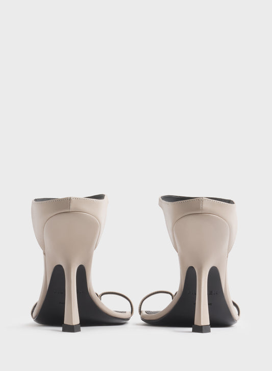 Light taupe thong square sandals 105