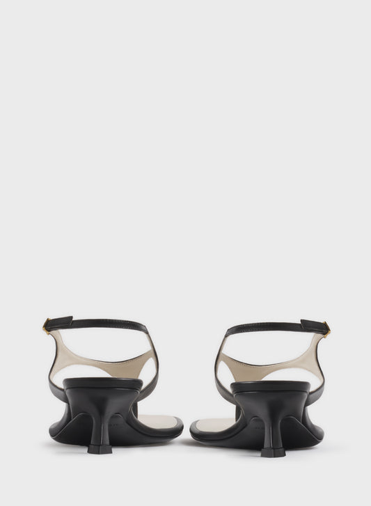Black thong strap sandals 45