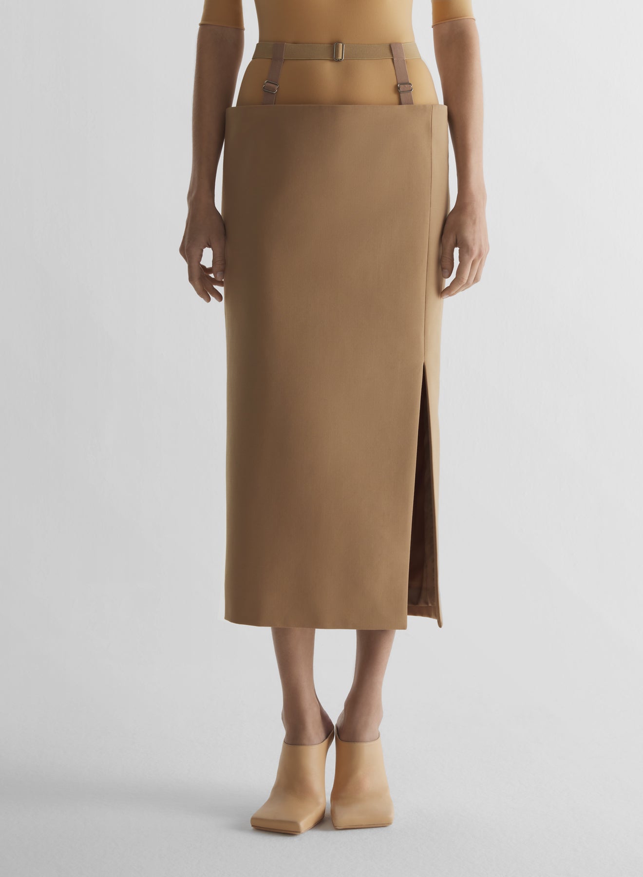 Suspended pencil skirt