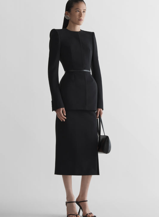 Collarless hourglass jacket