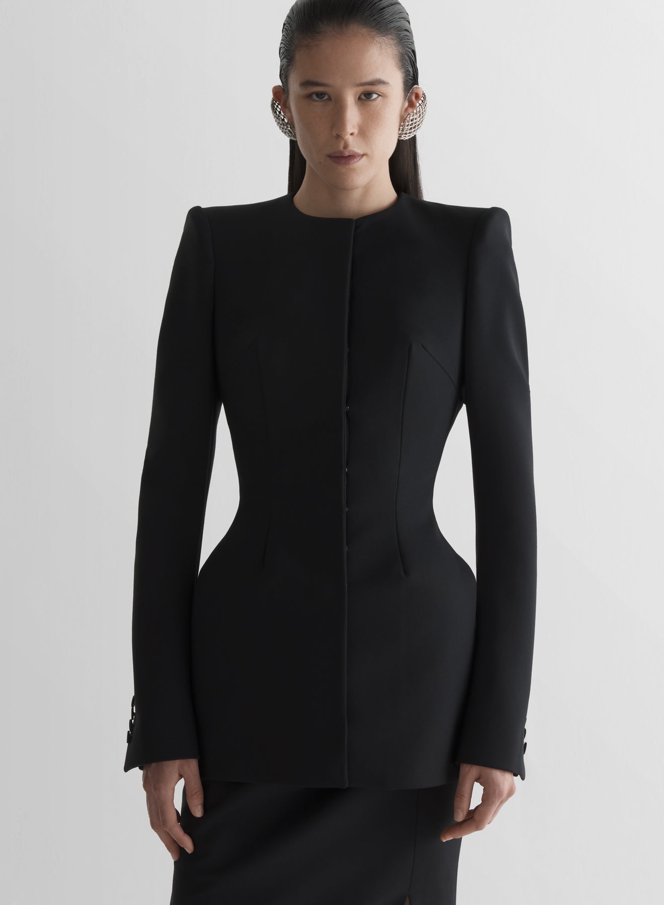 Collarless hourglass jacket