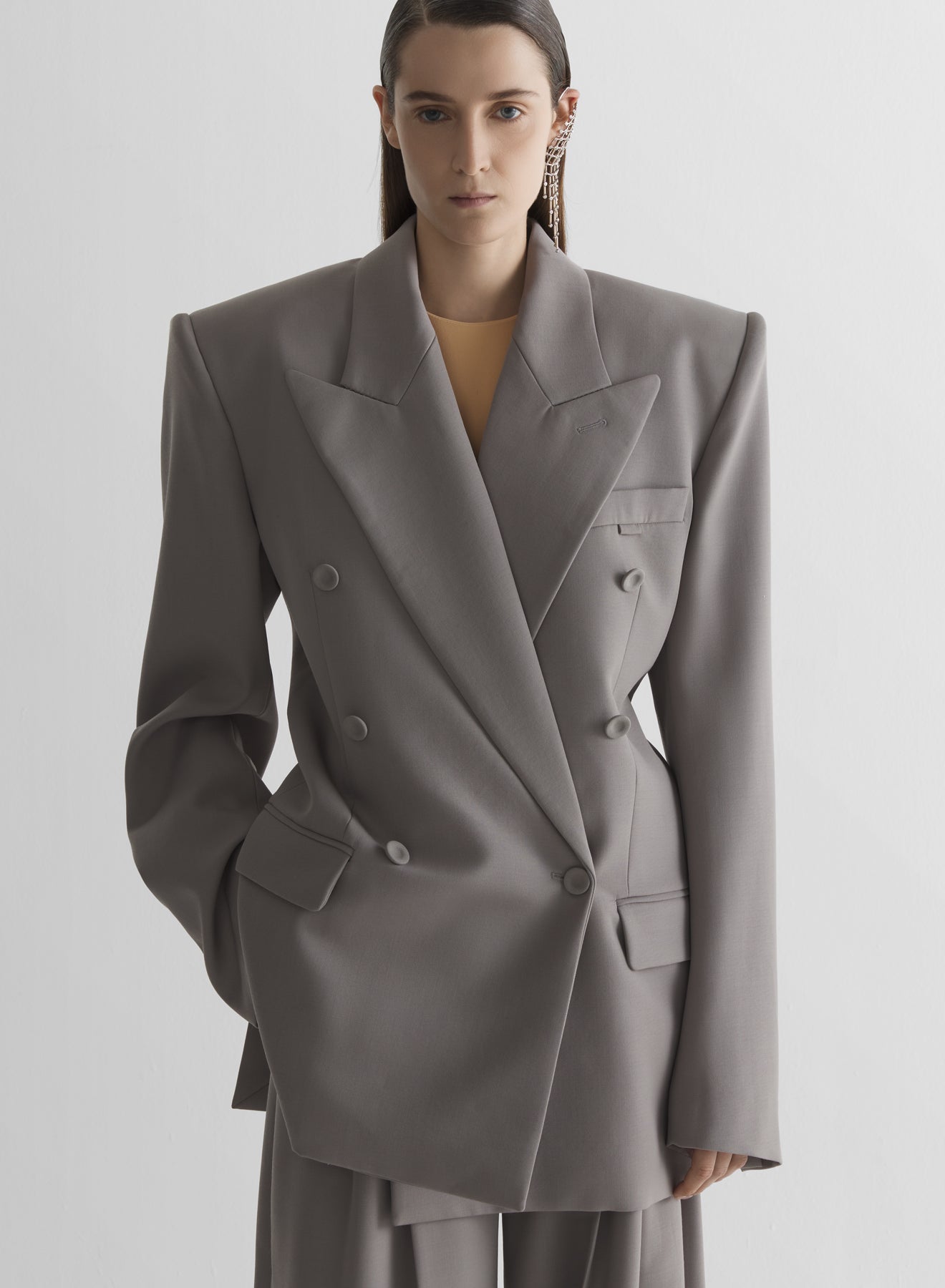 Double-breasted power jacket