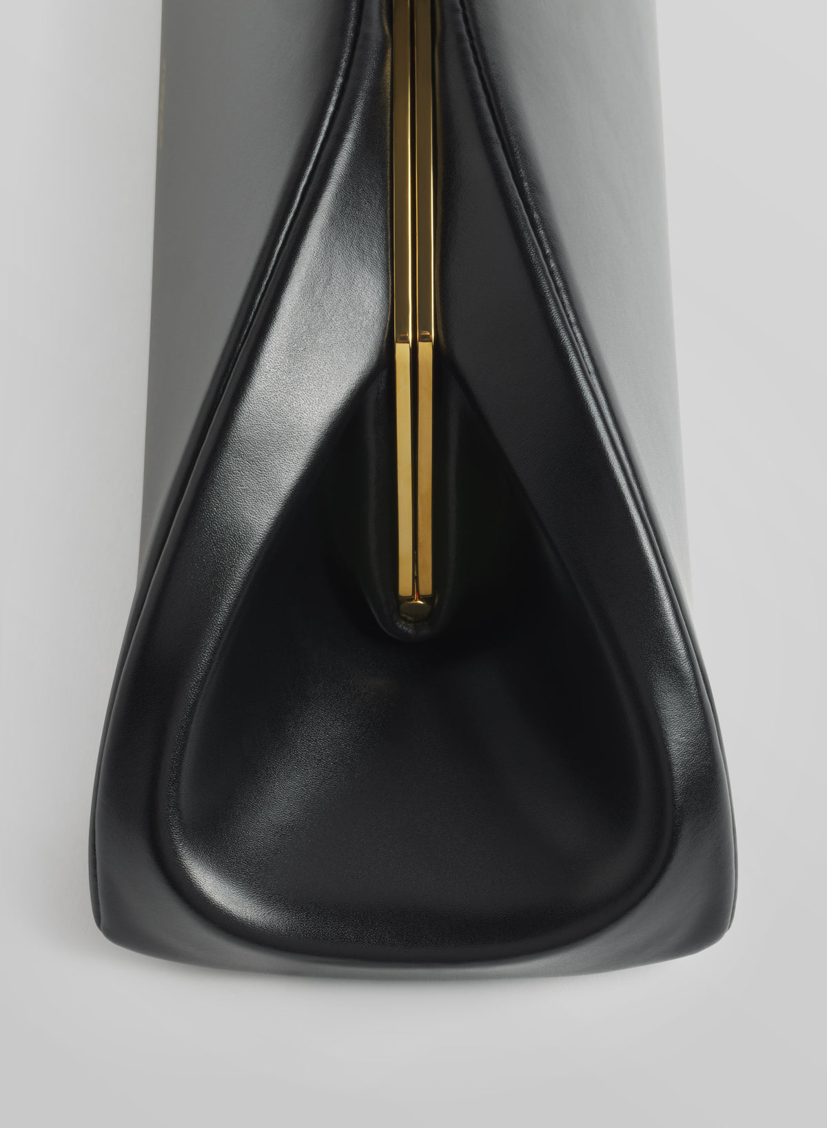 black lua clutch