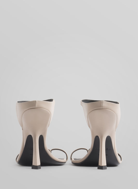 Light taupe thong square sandals 105