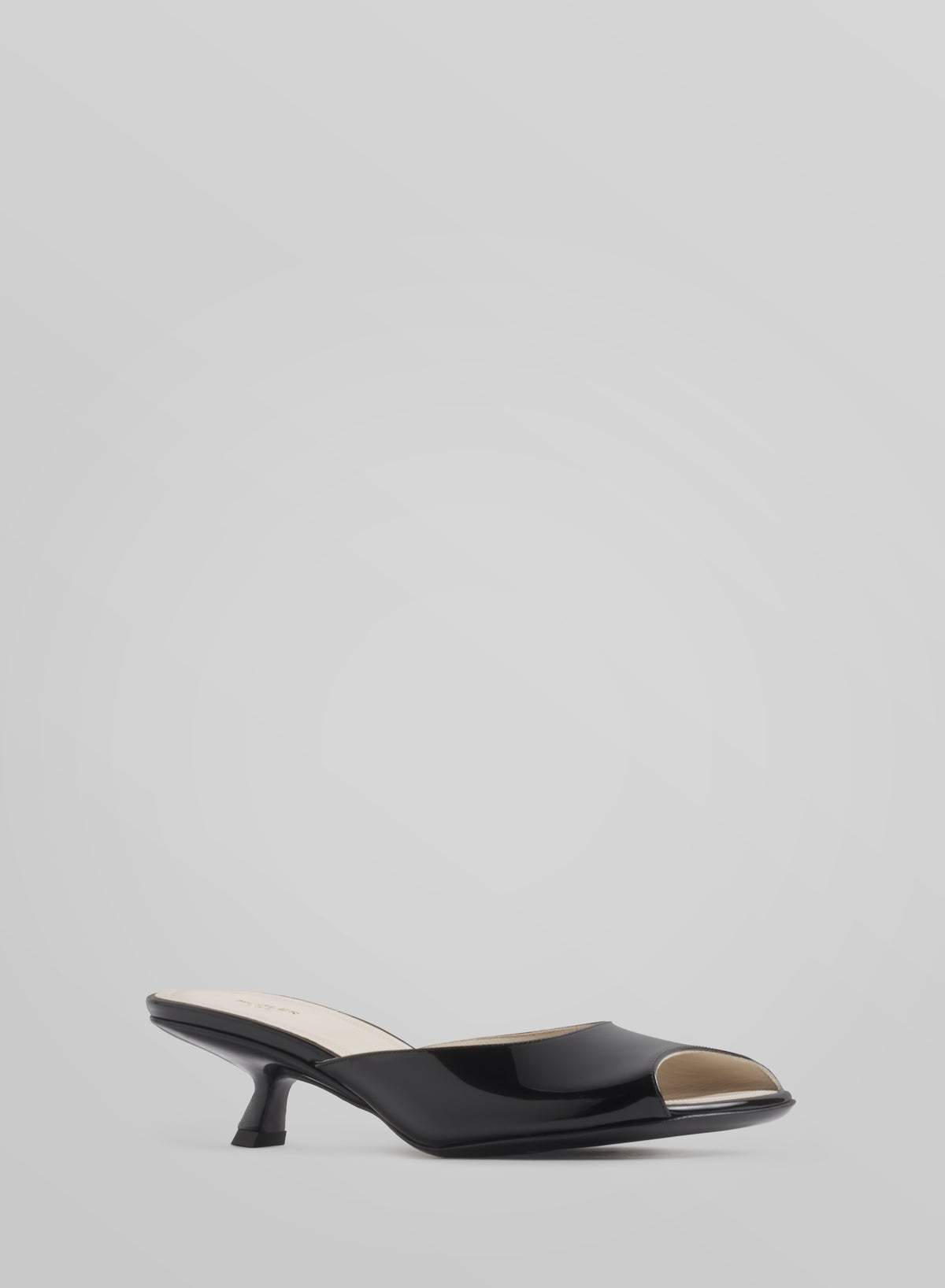 Black peep-toe mules 45
