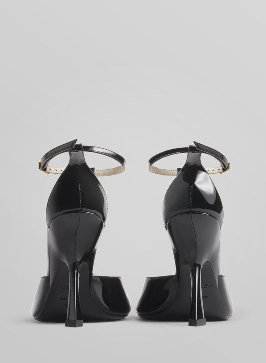 Black T-Strap pumps 105