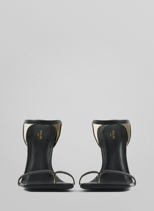 Black thong square sandals 105